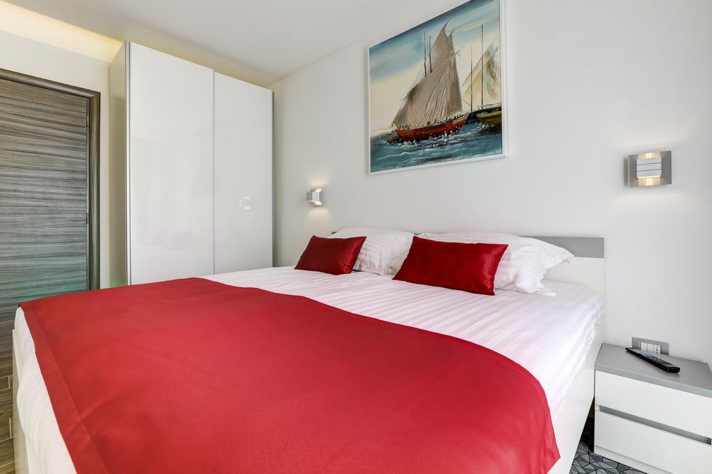 Viras Luxury Holiday Premantura Eksteriør billede